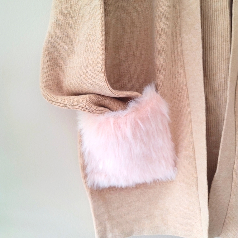 NWT Crewcuts Girls Long Cardigan Sweater with PINK Faux Fur Pockets 16(Girl) - Picture 4 of 13